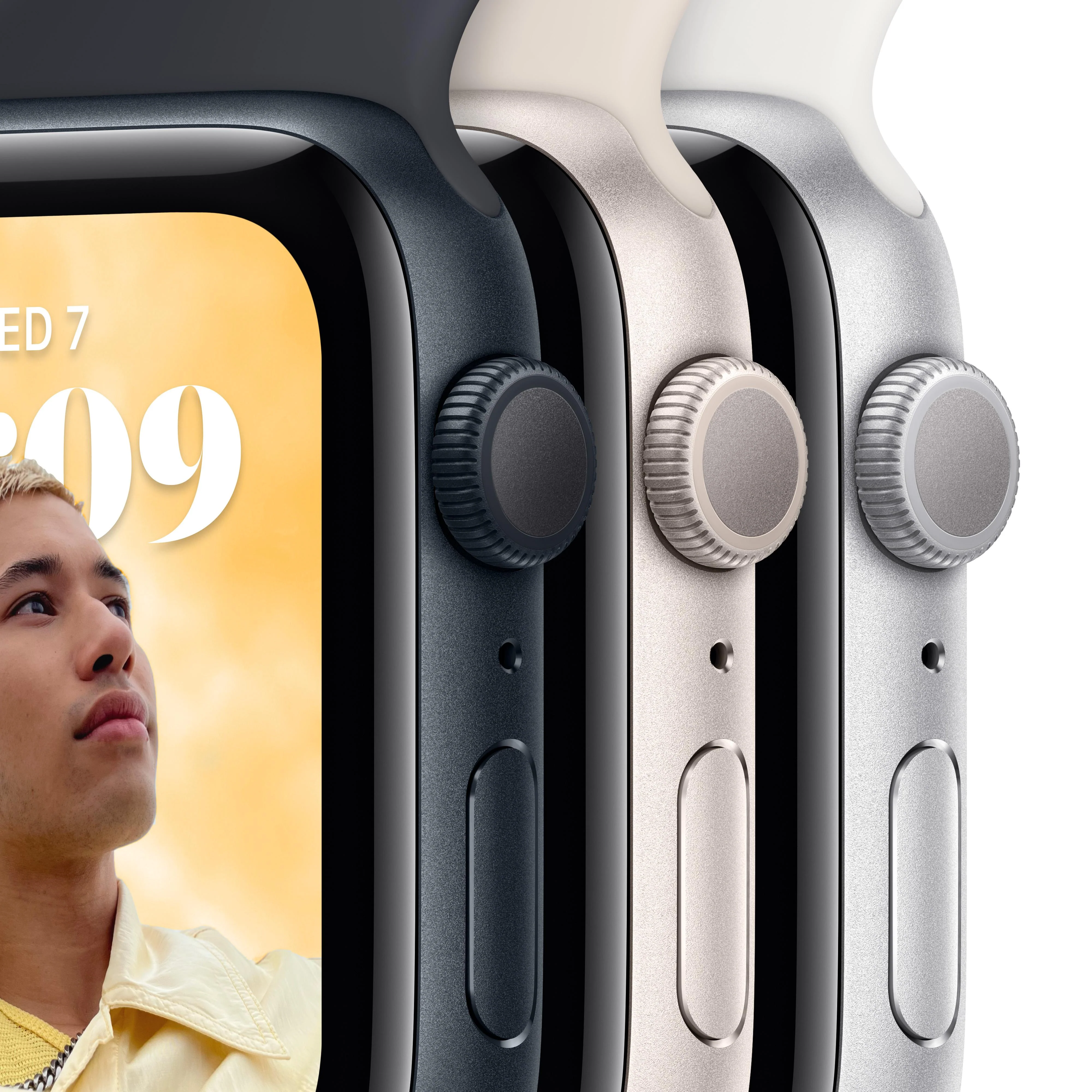 Apple Watch SE GPS 40mm Silver Aluminium Case with White Sport Band - Regular - Image 3